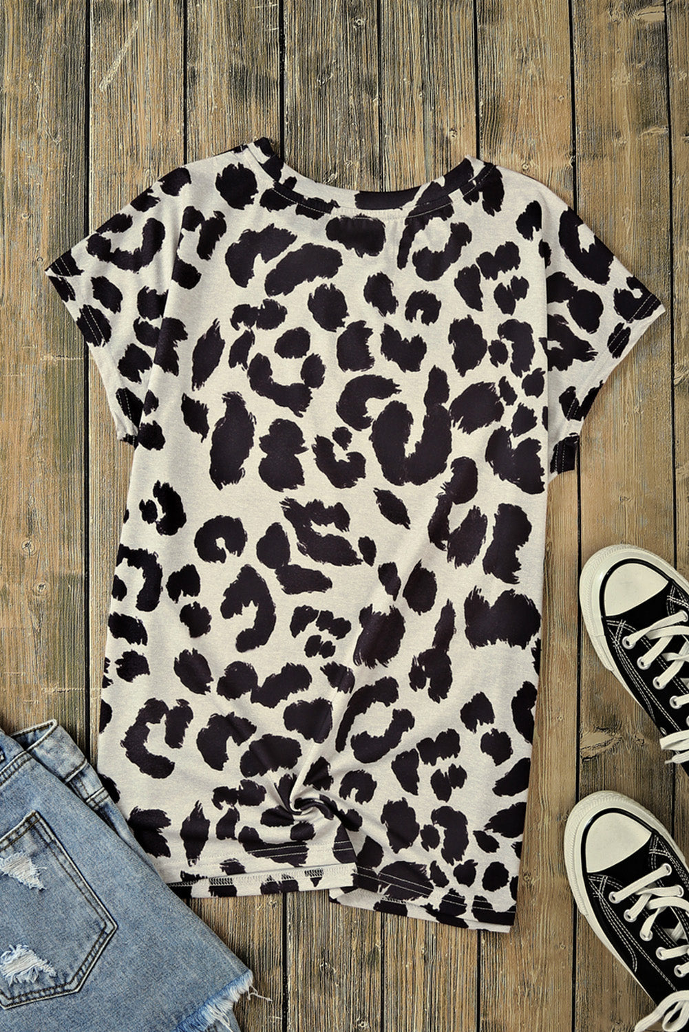 Leopard Print Round Neck Pumpkin Graphic Tee - FunkyPeacockStore (Store description)