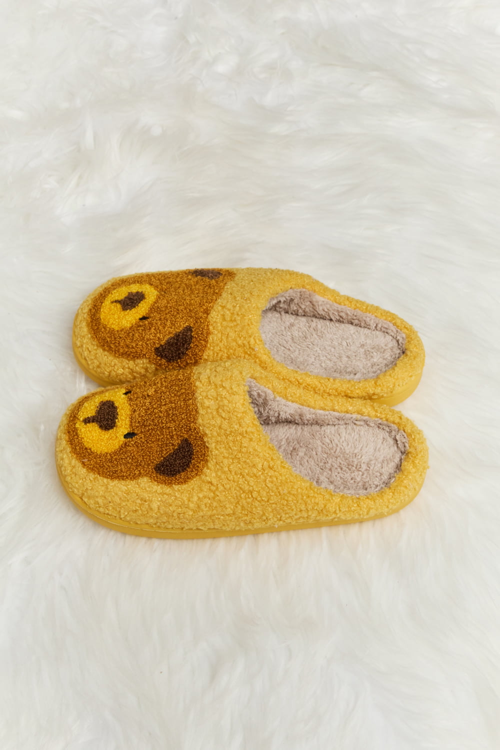 Melody Teddy Bear Print Plush Slide Slippers - FunkyPeacockStore (Store description)