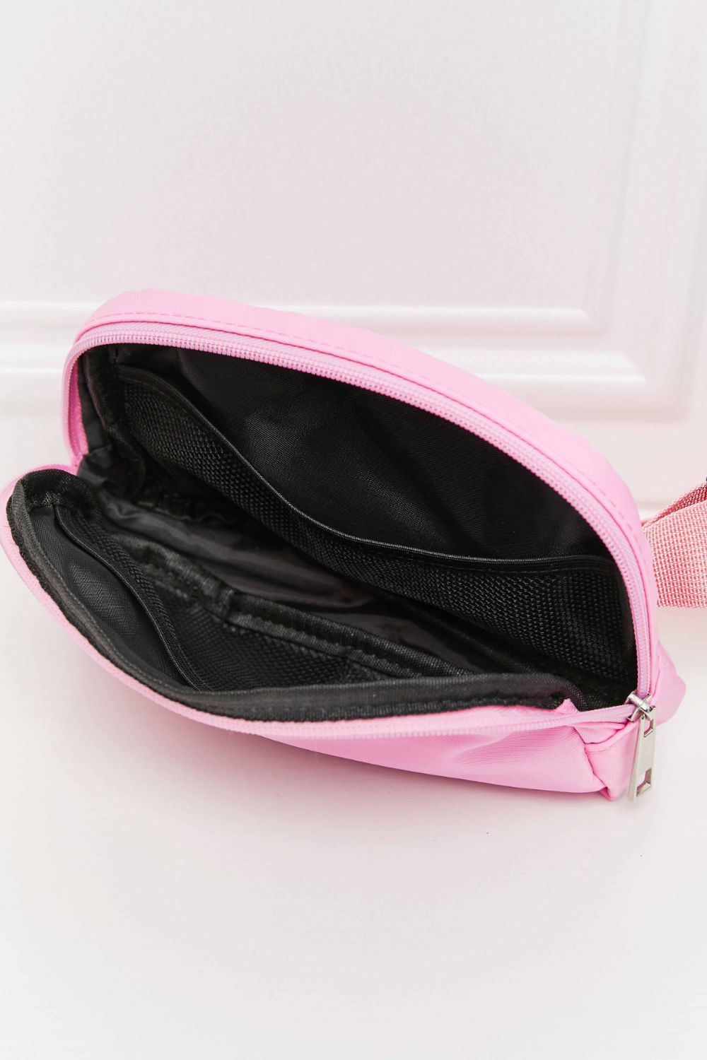 Buckle Zip Closure Fanny Pack - FunkyPeacockStore (Store description)