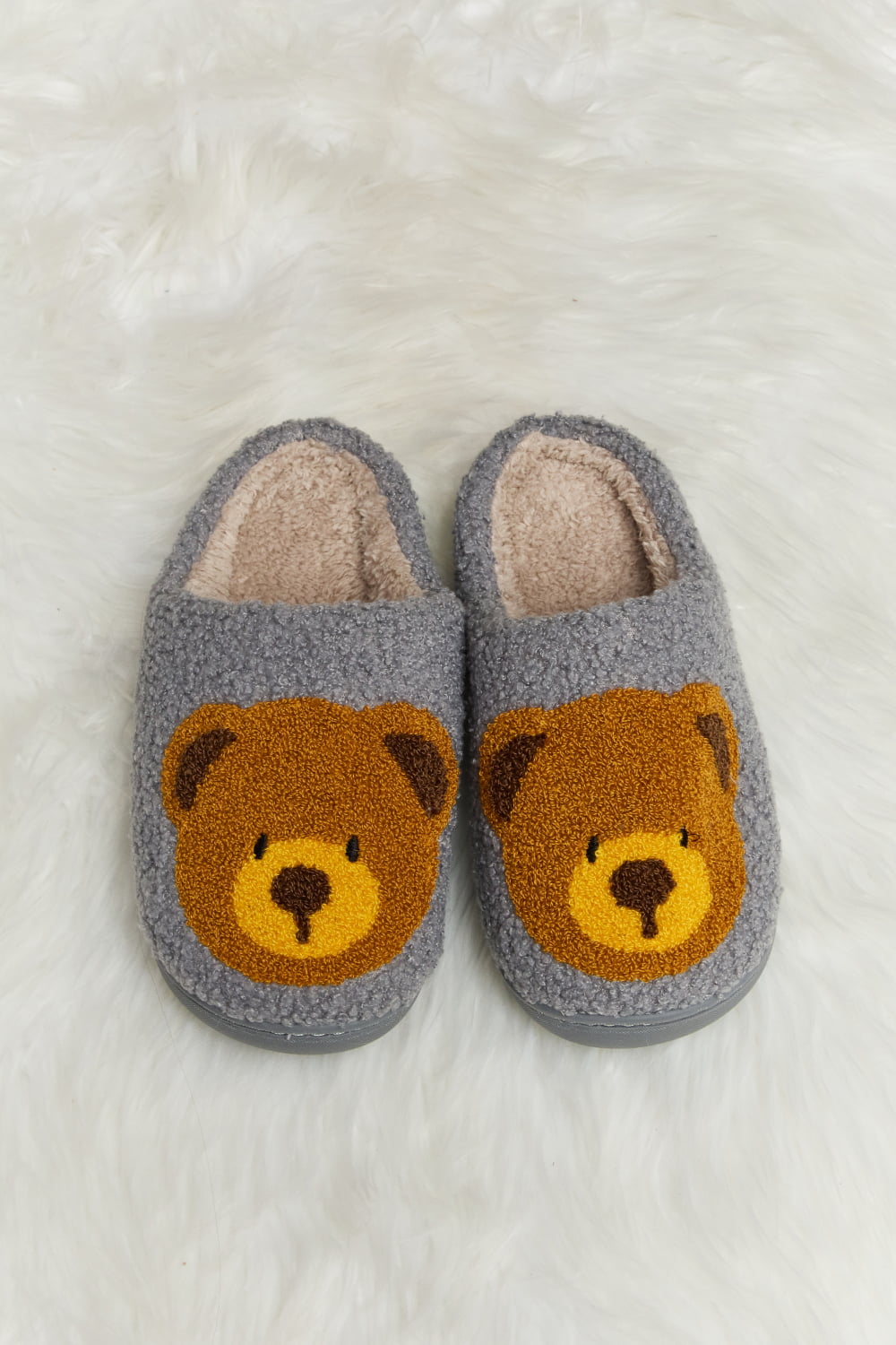 Melody Teddy Bear Print Plush Slide Slippers - FunkyPeacockStore (Store description)