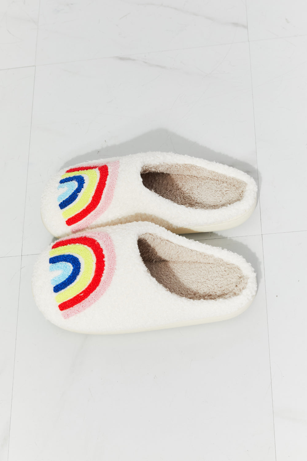 MMShoes Rainbow Plush Slipper - FunkyPeacockStore (Store description)