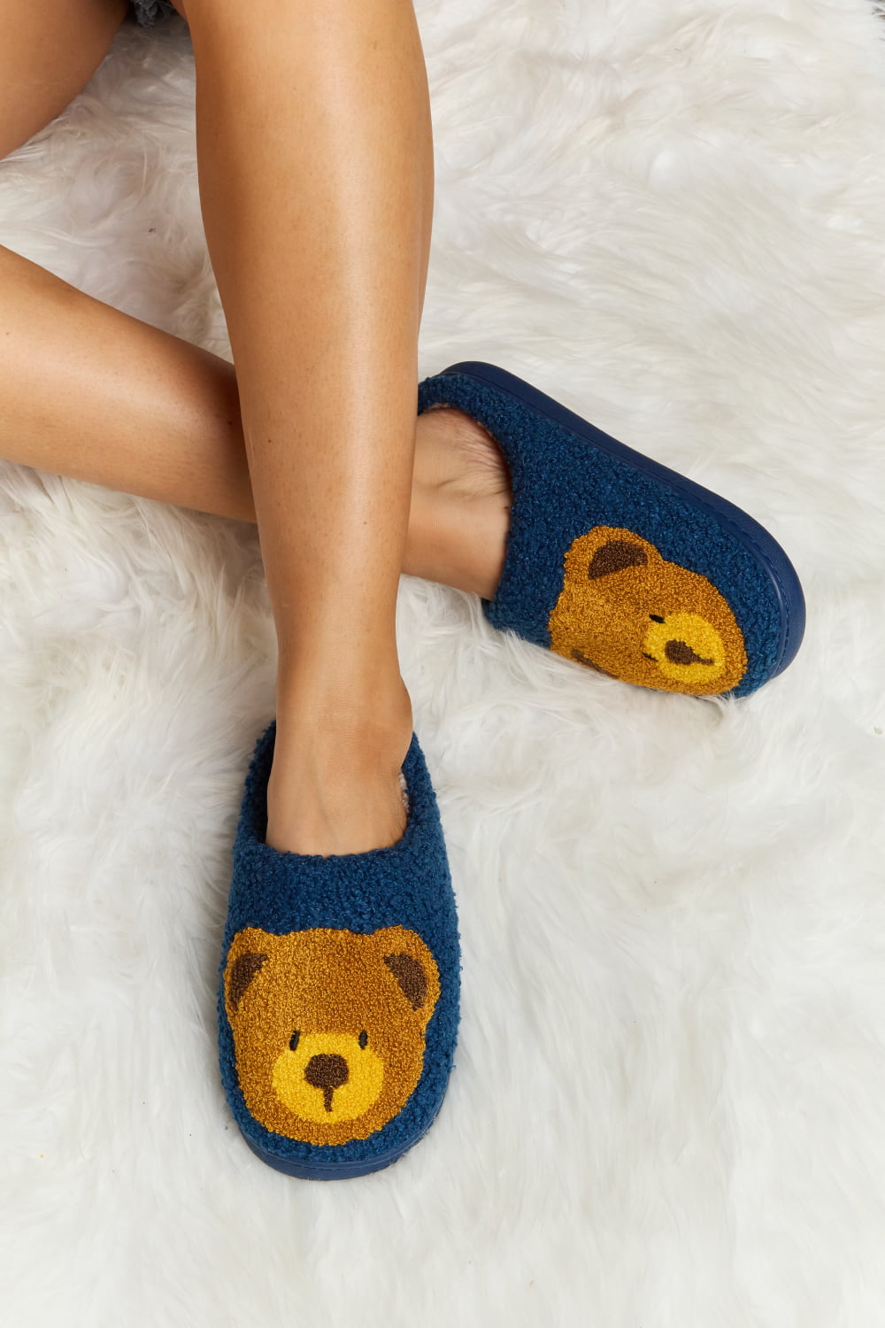 Melody Teddy Bear Print Plush Slide Slippers - FunkyPeacockStore (Store description)