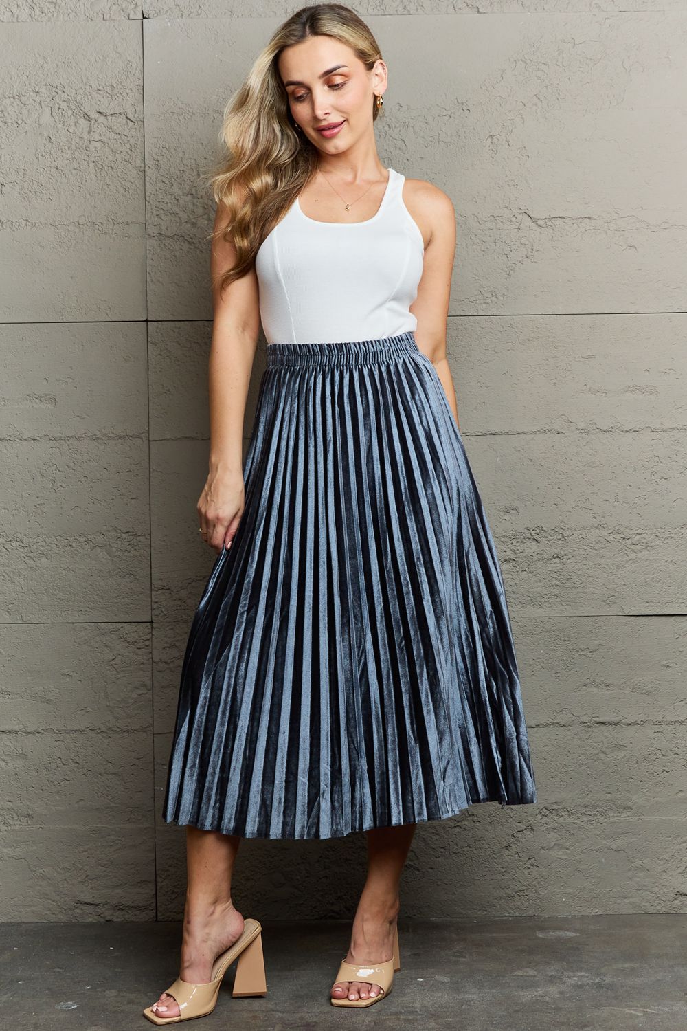 Ninexis Accordion Pleated Flowy Midi Skirt - FunkyPeacockStore (Store description)