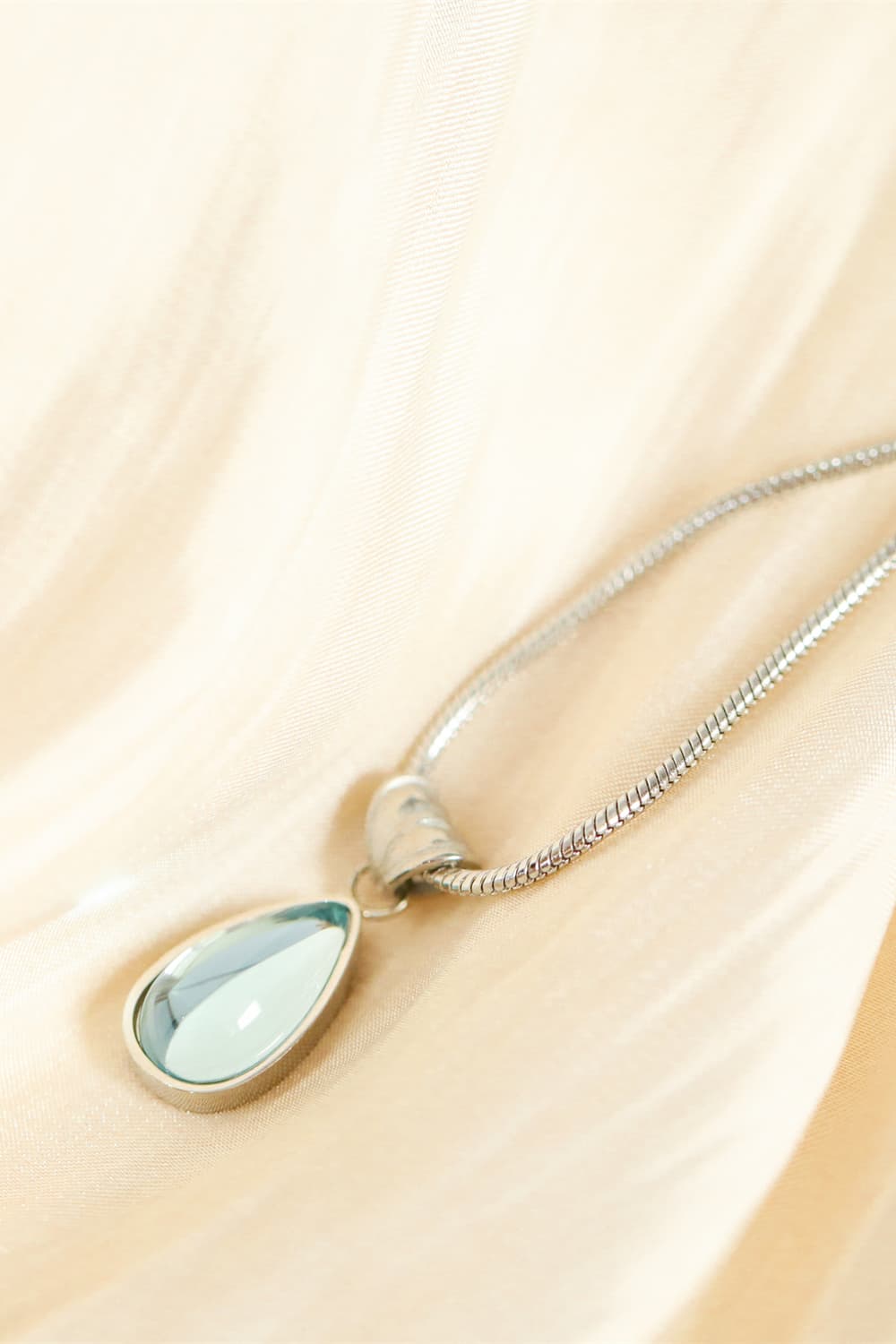 Teardrop Shape Titanium Steel Pendant Necklace - FunkyPeacockStore (Store description)