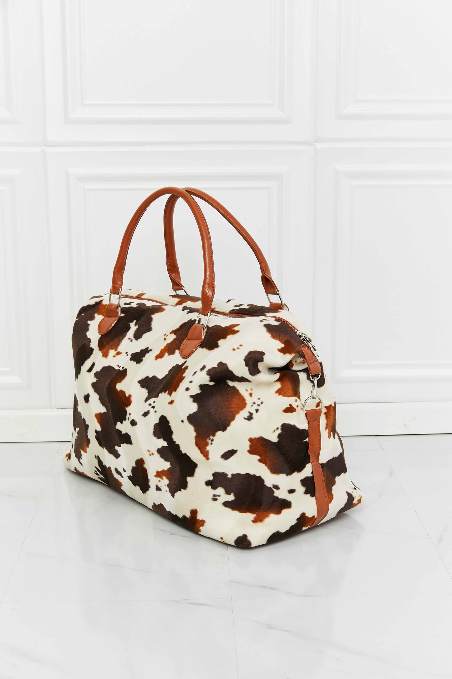 Animal Print Plush Weekender Bag - FunkyPeacockStore (Store description)