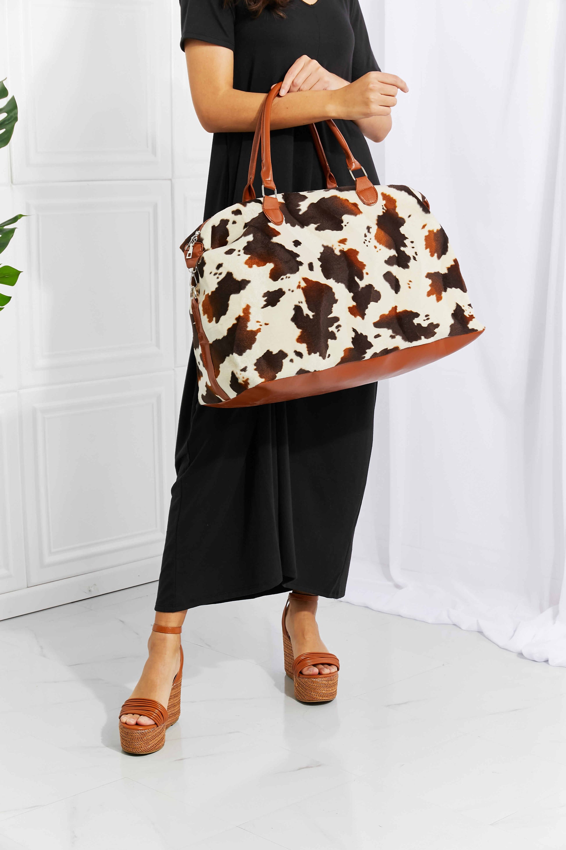 Animal Print Plush Weekender Bag - FunkyPeacockStore (Store description)