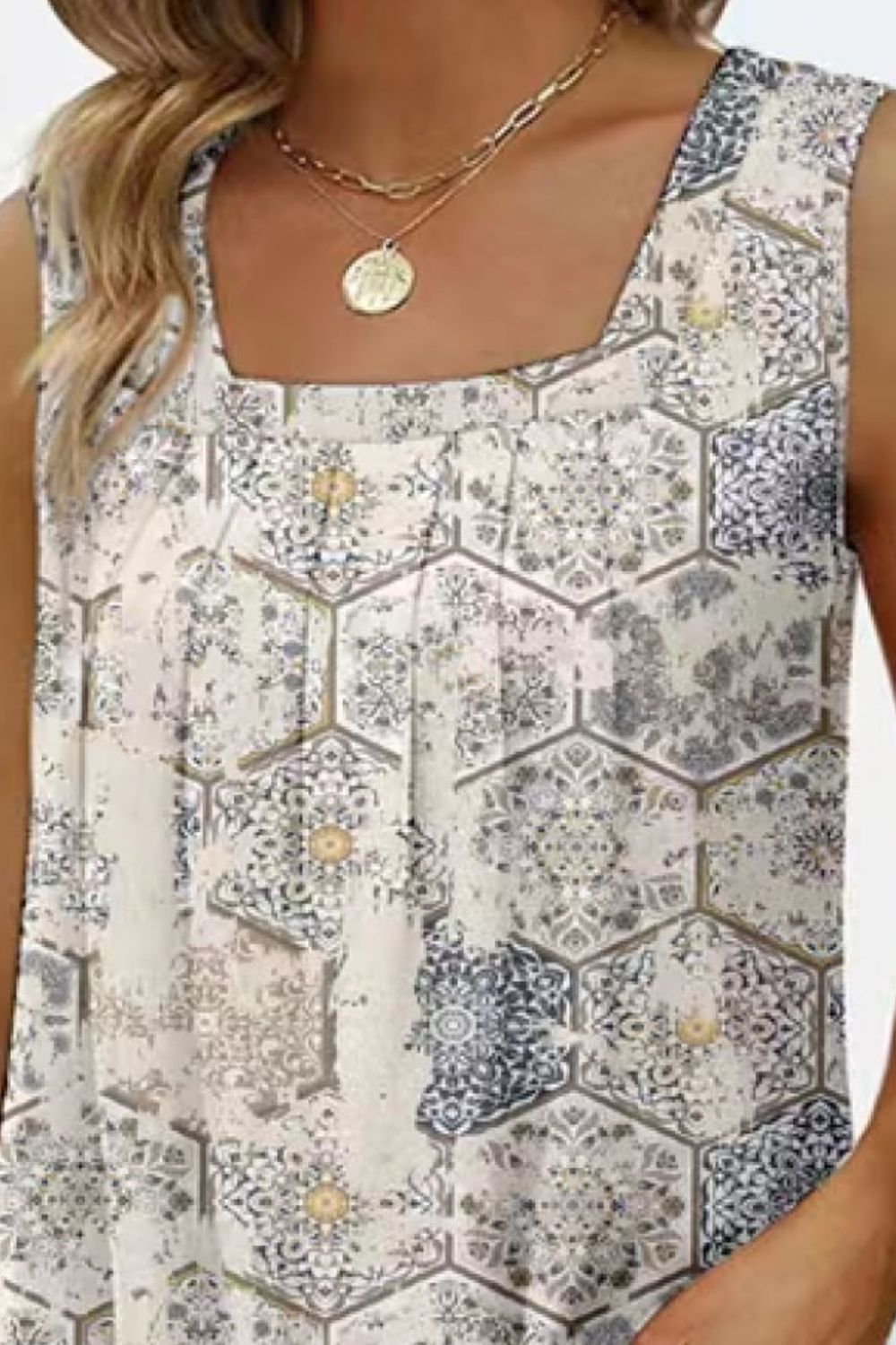 Printed Square Neck Curved Hem Tank - FunkyPeacockStore (Store description)