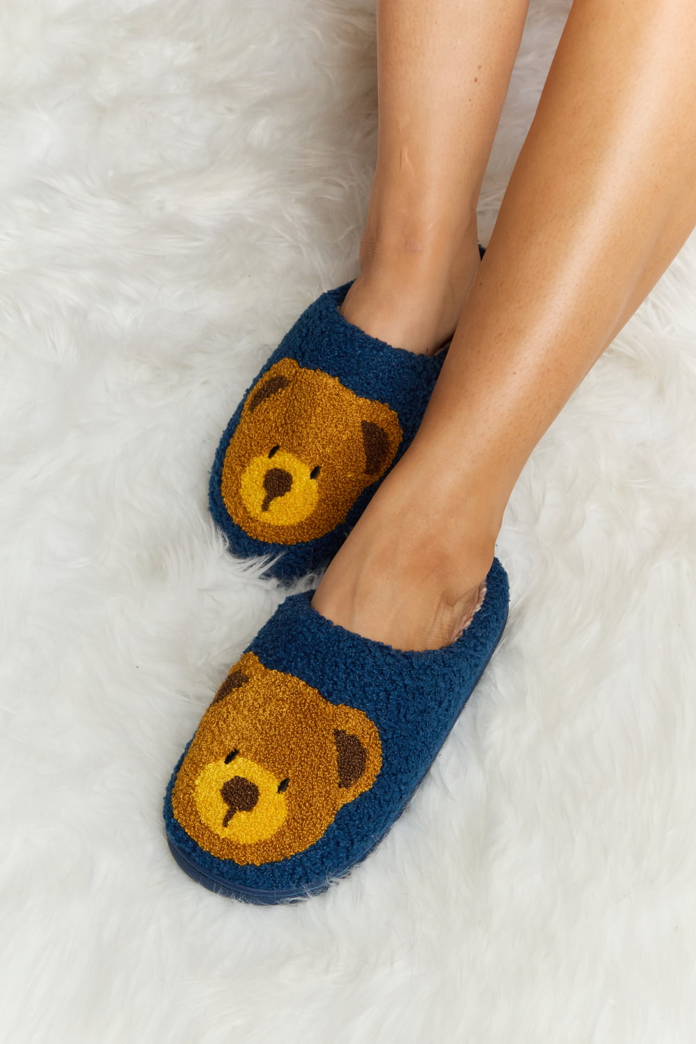 Melody Teddy Bear Print Plush Slide Slippers - FunkyPeacockStore (Store description)