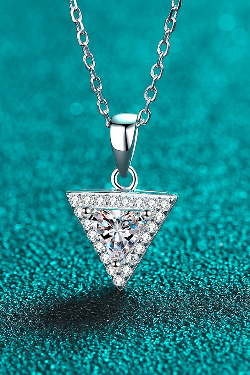 925 Sterling Silver Triangle Moissanite Pendant Necklace - FunkyPeacockStore (Store description)