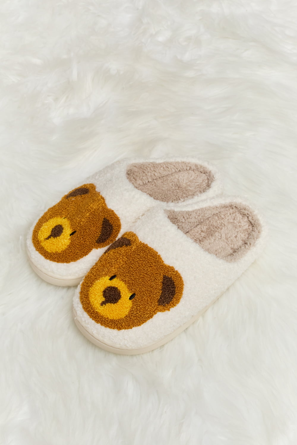 Melody Teddy Bear Print Plush Slide Slippers - FunkyPeacockStore (Store description)