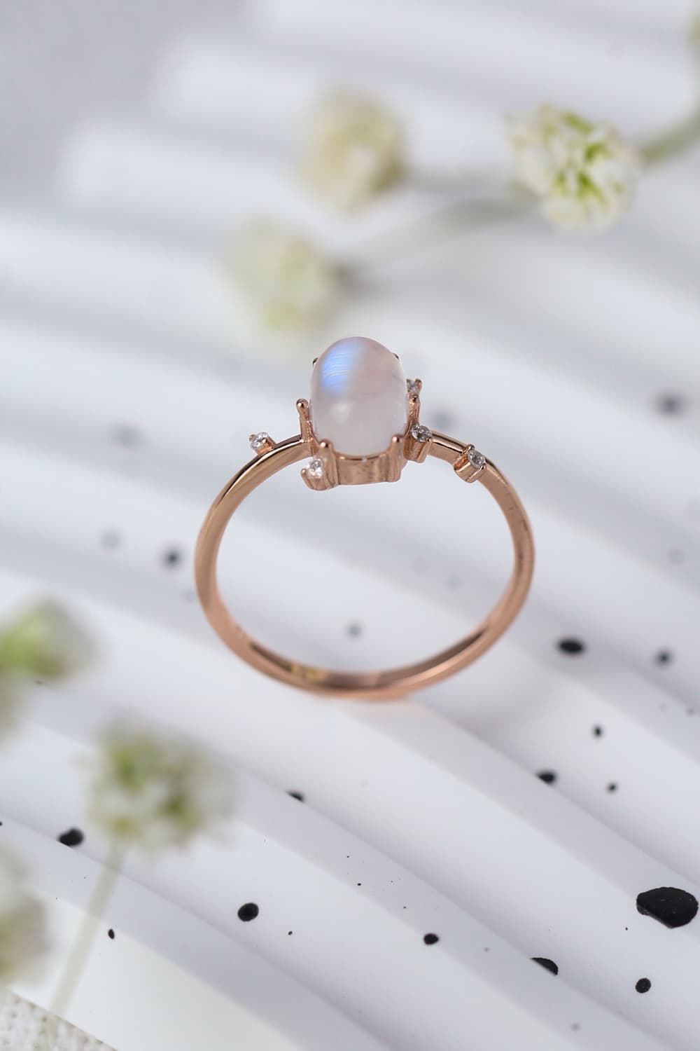 High Quality Natural Moonstone 925 Sterling Silver Ring - FunkyPeacockStore (Store description)