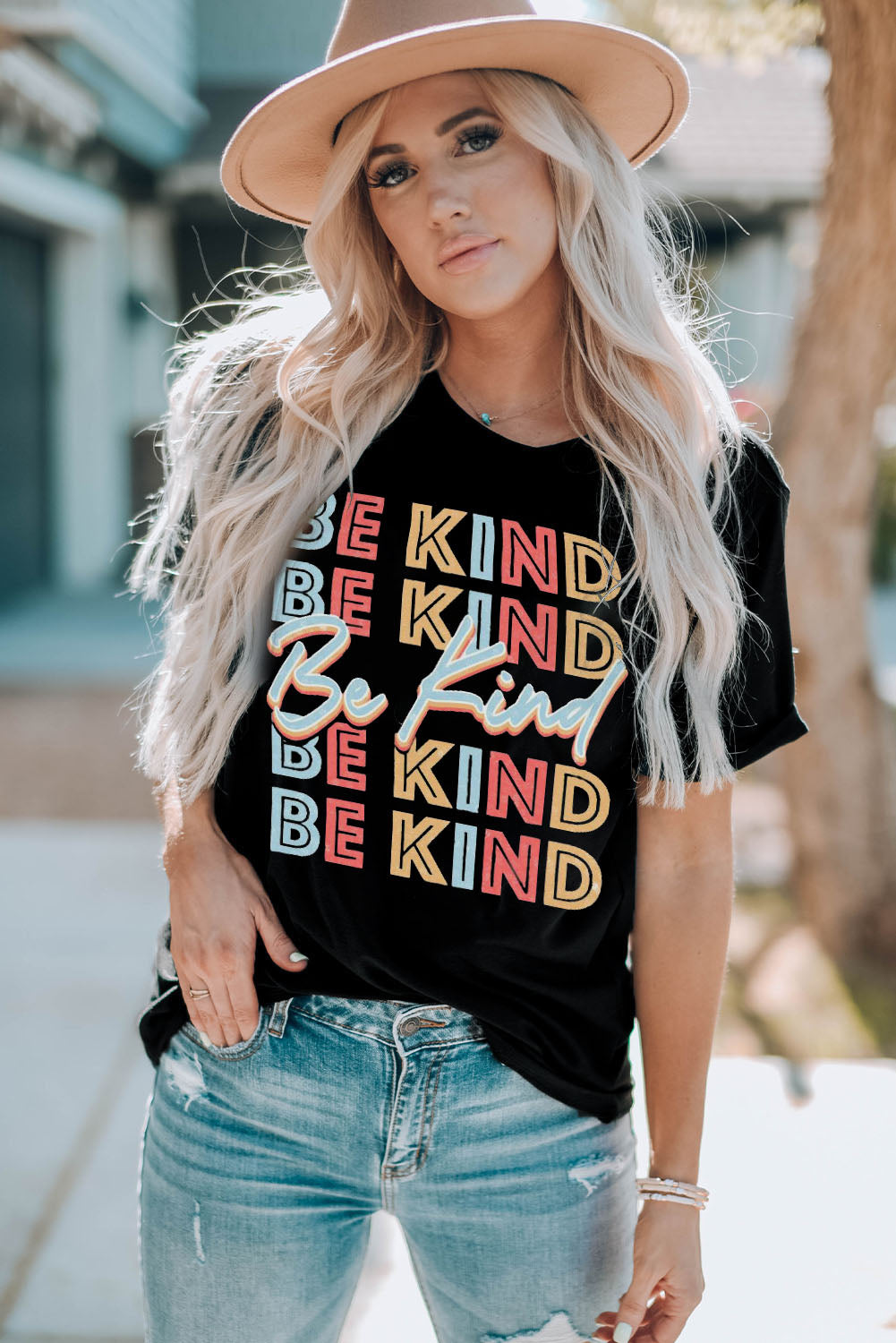 BE KIND Graphic Short Sleeve Tee - FunkyPeacockStore (Store description)