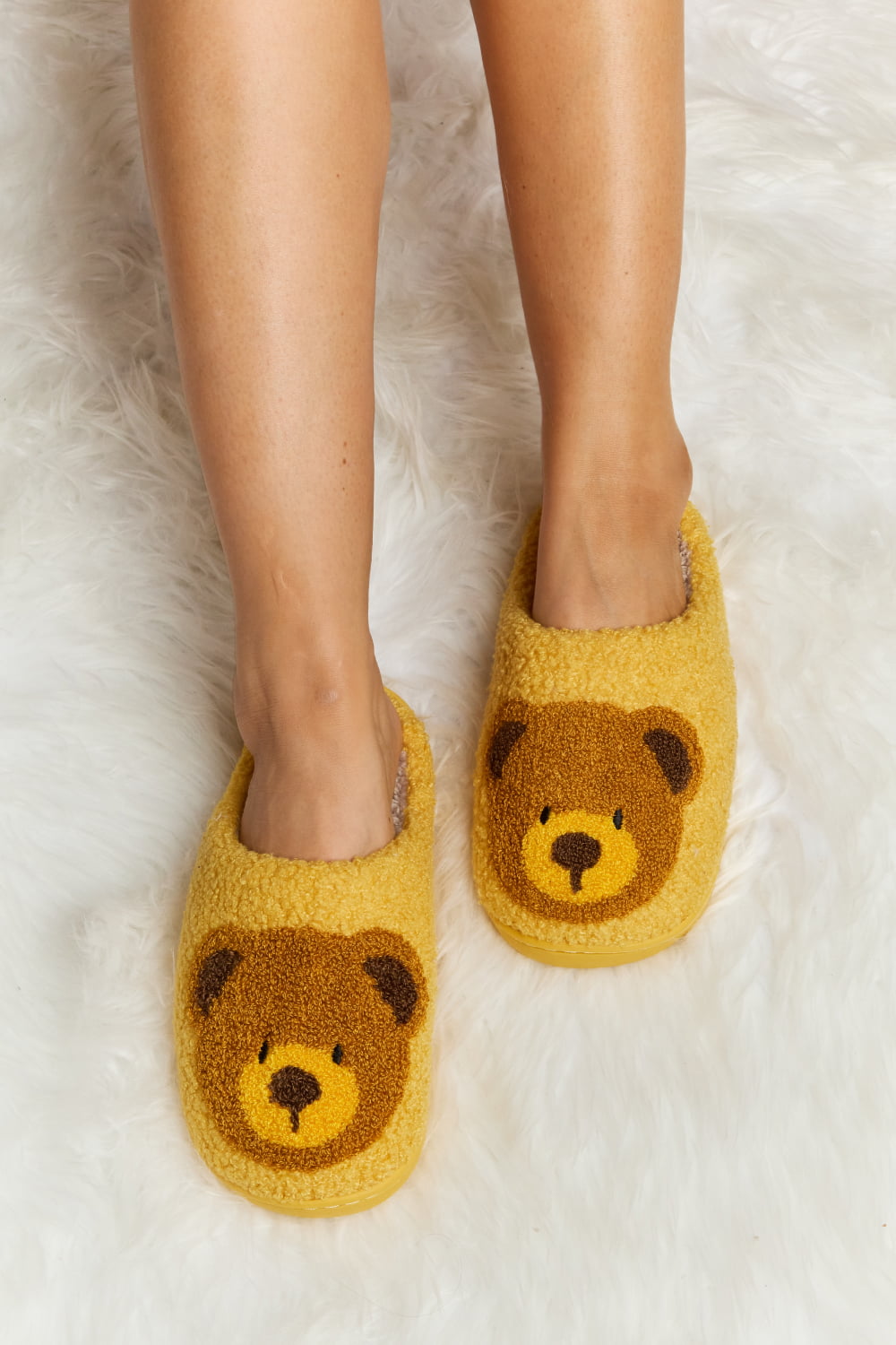 Melody Teddy Bear Print Plush Slide Slippers - FunkyPeacockStore (Store description)