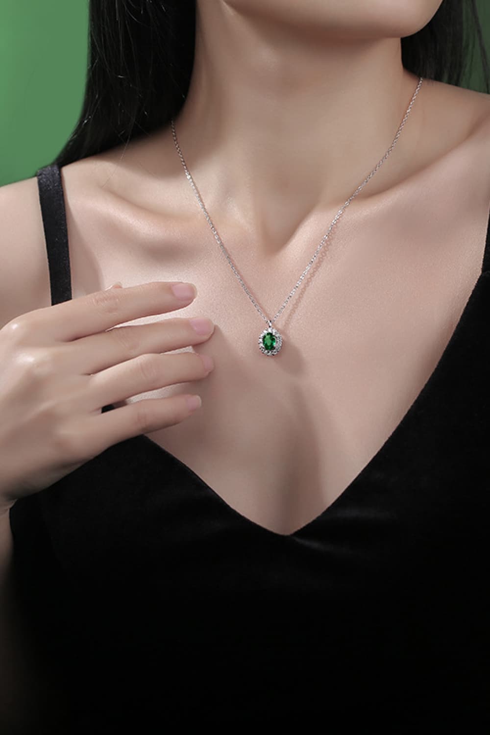 1.5 Carat Lab-Grown Emerald 925 Sterling Silver Necklace - FunkyPeacockStore (Store description)