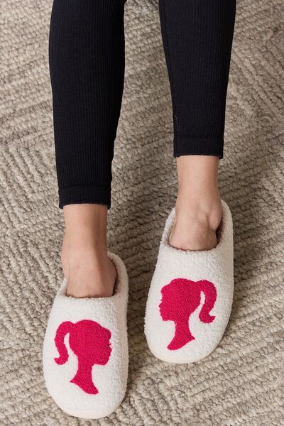 Melody Graphic Cozy Slippers - FunkyPeacockStore (Store description)