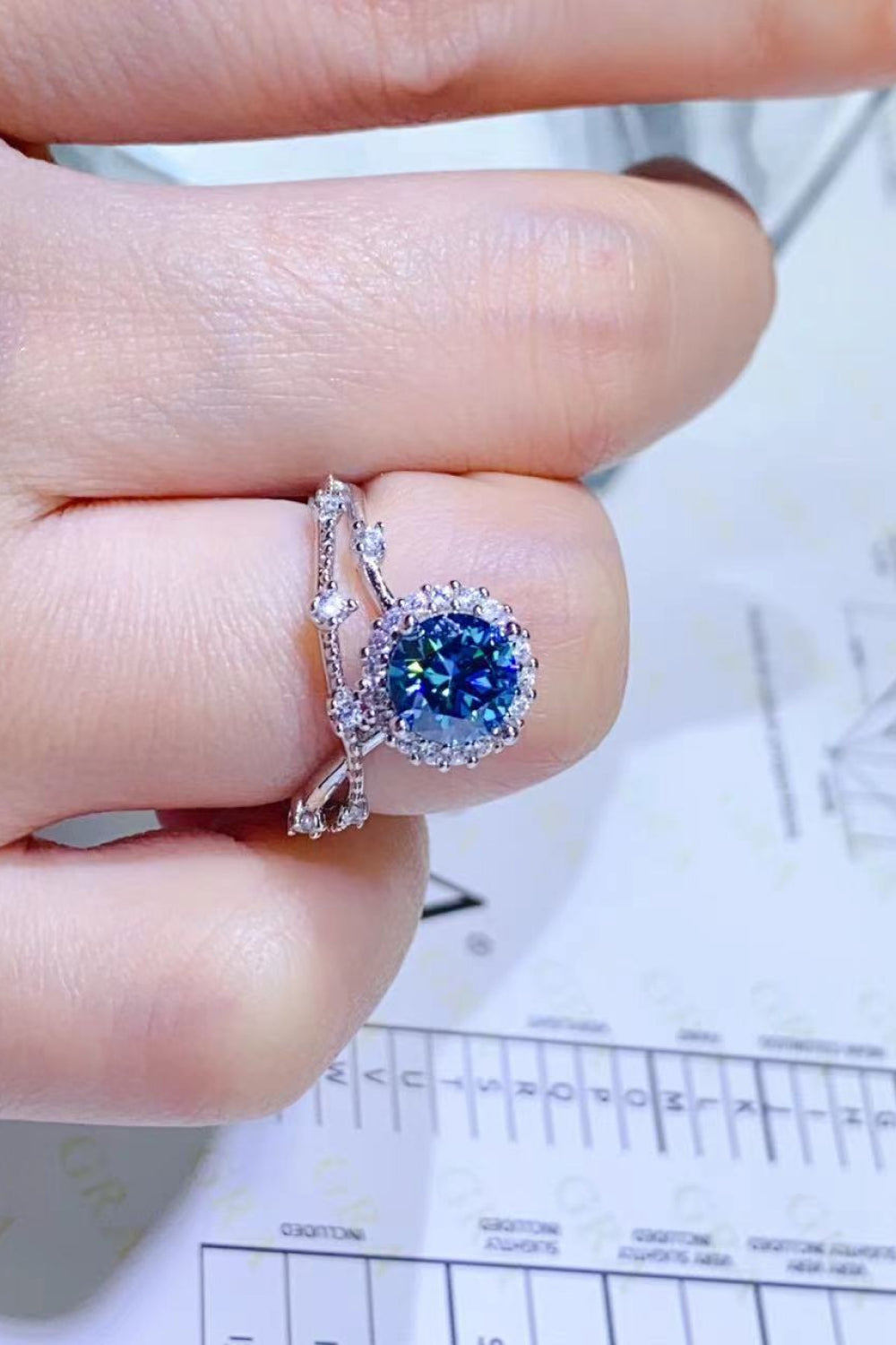 1 Carat Moissanite 925 Sterling Silver Ring - FunkyPeacockStore (Store description)