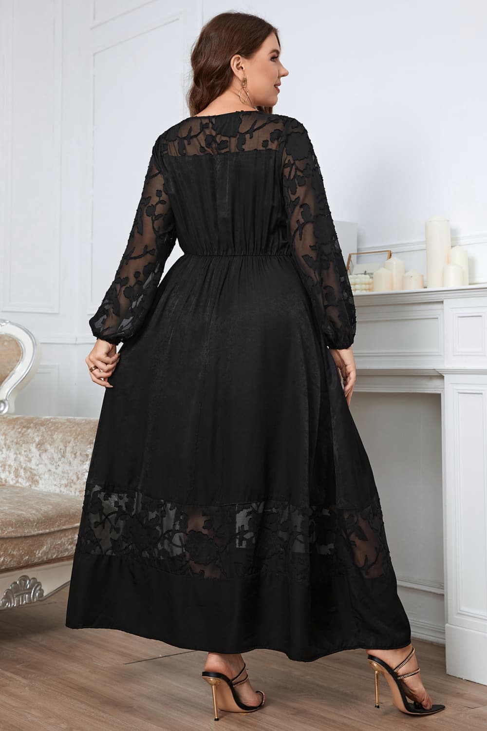 Embroidery Round Neck Long Sleeve Maxi Dress - FunkyPeacockStore (Store description)