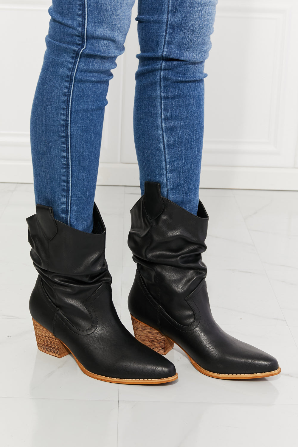 MMShoes Better in Texas Scrunch Cowboy Boots in Black - FunkyPeacockStore (Store description)