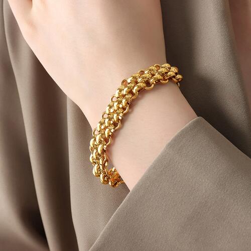 Gold-Plated Toggle Clasp Bracelet - FunkyPeacockStore (Store description)